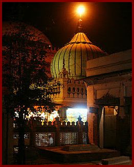 Dargah_Nizamuddin-1